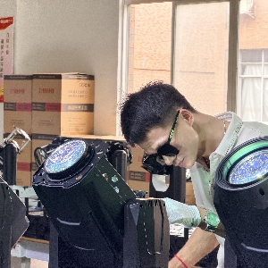DMON stage lighting optical alignment and calibration