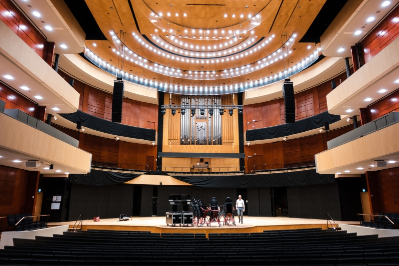 Large-Venue Fixed Installation