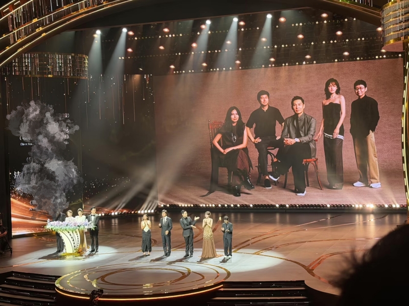 TV Broadcasts & Award Shows