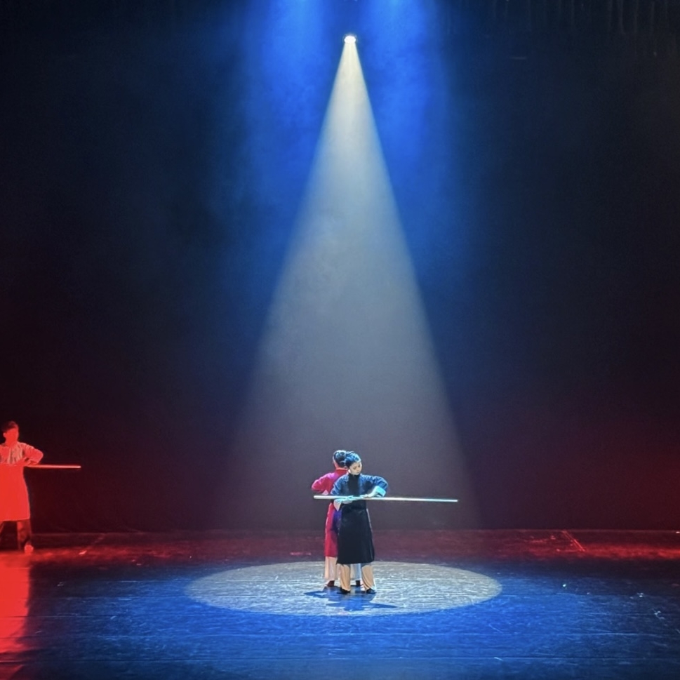 High CRI framing moving head light for theater stage lighting